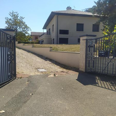 Chazay-d'Azergues Suite Mansardee Independante, 25Min Lyon-Villefranche מראה חיצוני תמונה